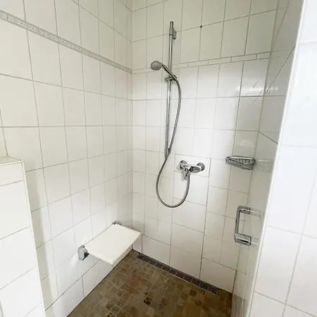 Mit Garten Fuer Bis Zu 6 Personen Prázdninový dům *