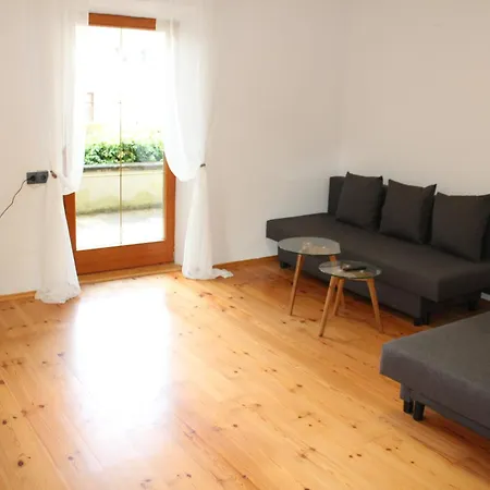 Mit Garten Fuer Bis Zu 6 Personen Rosenheim