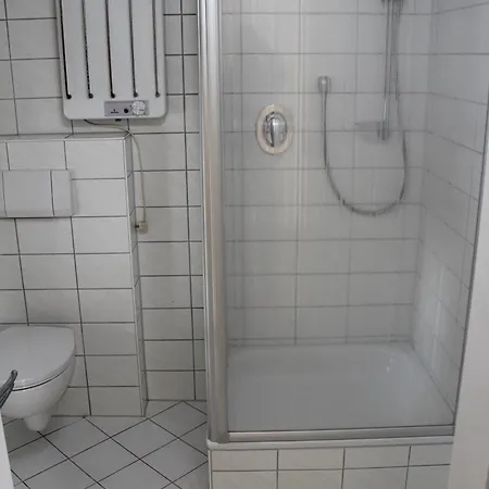 Mit Garten Fuer Bis Zu 6 Personen Rosenheim