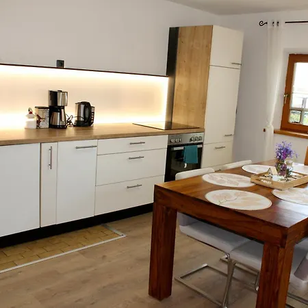 Mit Garten Fuer Bis Zu 6 Personen Holiday home Rosenheim