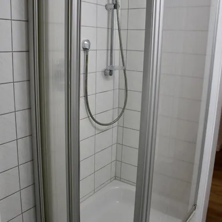 Prázdninový dům Mit Garten Fuer Bis Zu 6 Personen Rosenheim